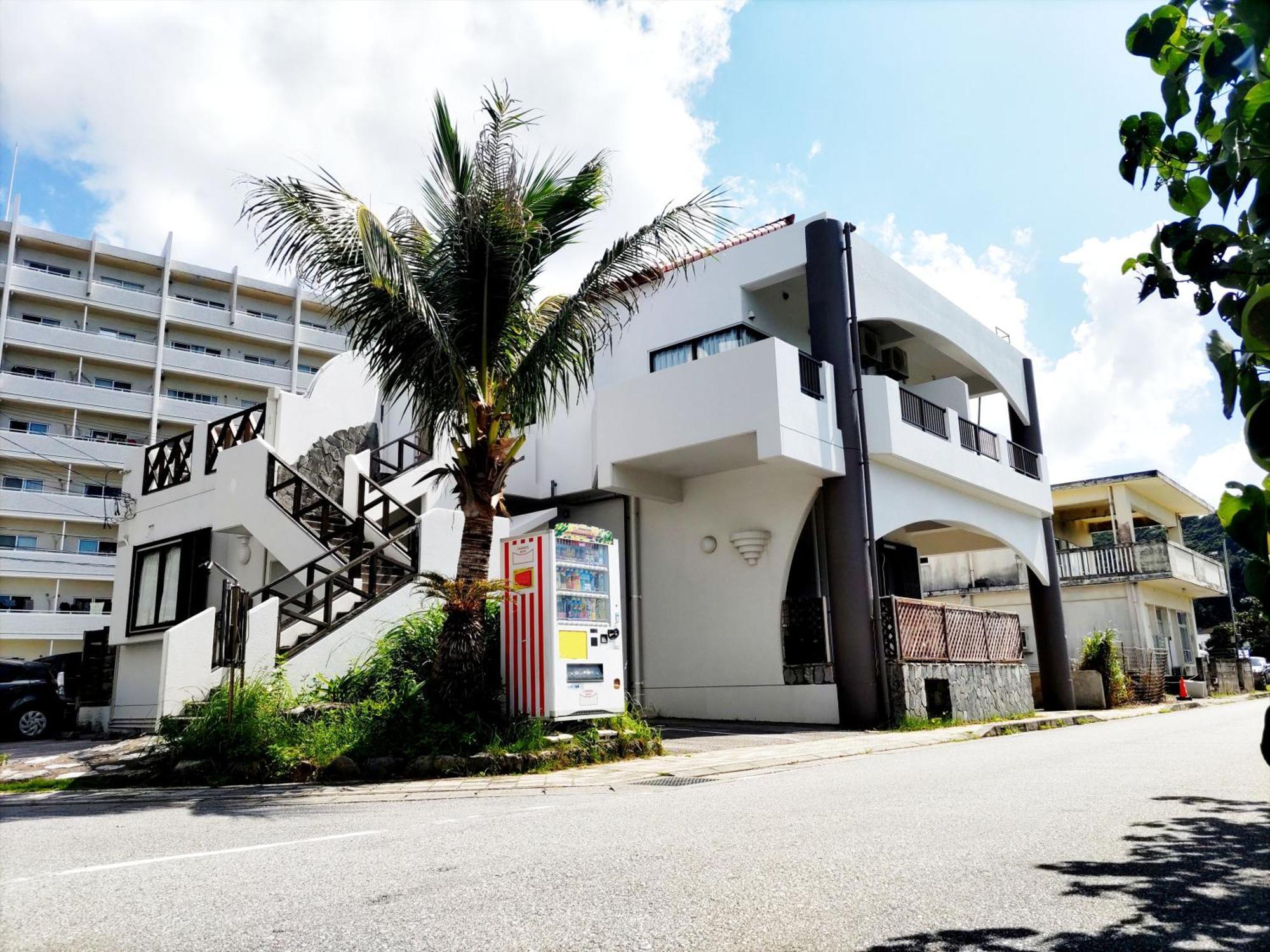 Kariyushi Condominium Resort Sea Side House Nago Exterior photo